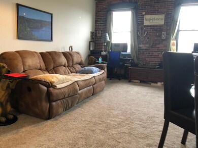 Island Terrace unit 313, Saco, ME 04072 - photo 4