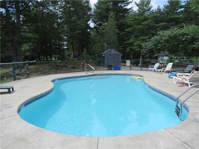 Swimming Pool/Hot Tub/Sauna. Awesome...