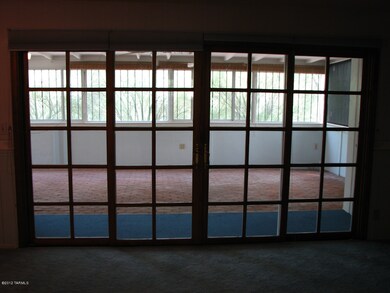 Elegant Sliders from the Family room