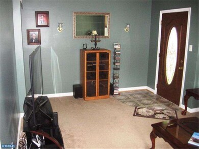 34 Farnsworth Ave, Maple Shade, NJ 08052 - photo 4