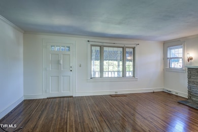 1208 N Main Ave, Erwin, TN 37650 - photo 4