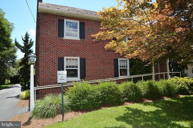 26 W Main St, Leola, PA 17540 - photo 2