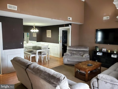 606 Briarwood Ct unit 606, Sewell, NJ 08080 - photo 6