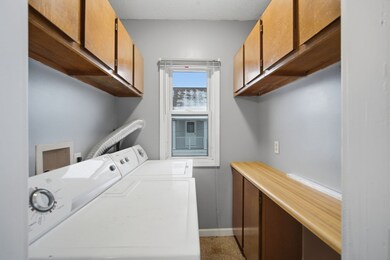 882-884 Liberty St, Springfield, MA 01104 - photo 7