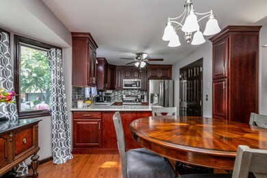 kitchen/dining