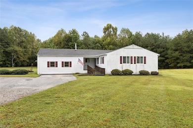 4952 Chestnut Fork Rd, Gloucester, VA 23061 - photo 2