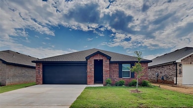 10232 NW 28th St, Yukon, OK 73099 - photo 2