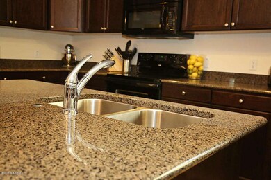 Kitchen Island / Granite