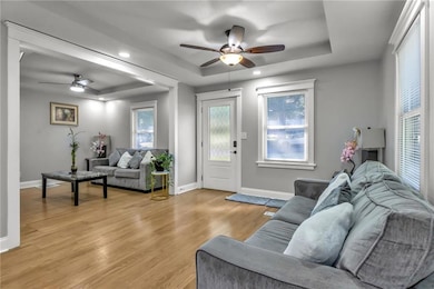 818 W 30th St, Independence, MO 64055 - photo 7