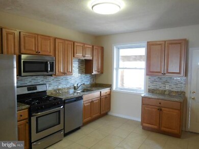 118 S Highland Ave, Baltimore, MD 21224 - photo 6