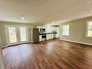 103 Hemlock St, Fitzgerald, GA 31750 - photo 6