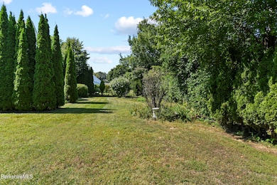 787 Williams St Pittsfield MA 01201-005