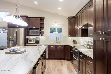 21 E Greentree Dr, Tempe, AZ 85284 - photo 6