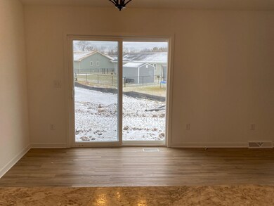 1035 Plum Ct, Janesville, WI 53546 - photo 4