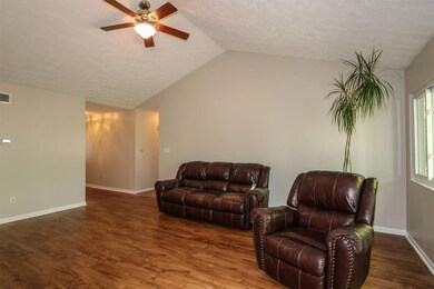 6463 Lakota Meadows Dr, Liberty Township, OH 45044 - photo 7