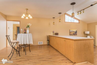 Informal Dining_Living Room 3641-SMALL