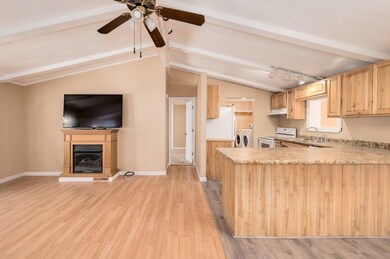 12 Brownstone Ln, Rochester, NH 03867 - photo 2