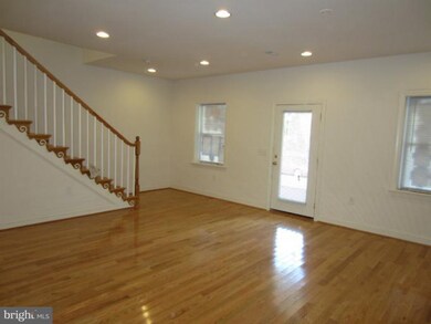 5213 B St SE, Washington, DC 20019 - photo 7