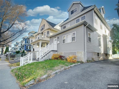 76 Amherst St, East Orange, NJ 07018 - photo 3