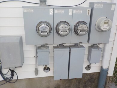 199 Franklin St, Fall River, MA 02720 - photo 4