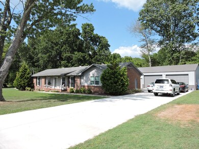 350 Belmar Cir, Manchester, TN 37355 - photo 2