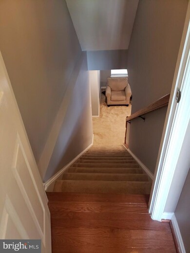4205 Lehman Ct, Triangle, VA 22172 - photo 2