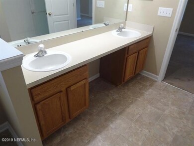 11478 Tori Ln, Jacksonville, FL 32218 - photo 5