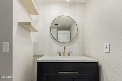 8838 N 8th St unit B12, Phoenix, AZ 85020 - photo 7