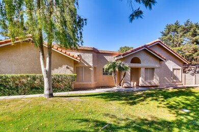 03 Exterior Front 1587749521885
