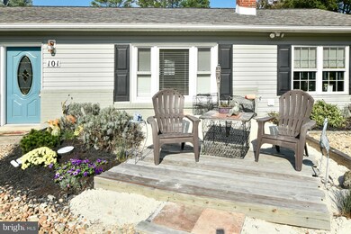 101 Brooks Dr, Colonial Beach, VA 22443 - photo 4