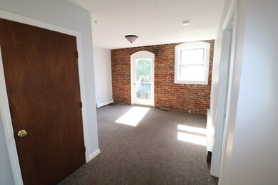 30 Rantoul St unit 2R, Beverly, MA 01915 - photo 3