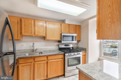 3433 Lindenwood Dr, Laurel, MD 20724 - photo 4