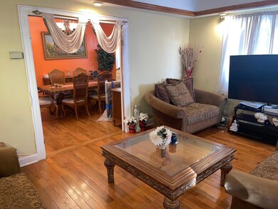 10925 208th St, Queens Village, NY 11429 - photo 7