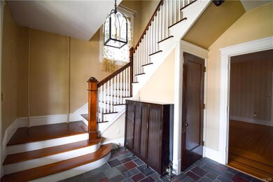 616 E Broad St, Tamaqua, PA 18252 - photo 6