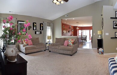 2564 Monarchy Ln, Greenwood, IN 46143 - photo 6