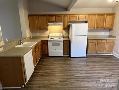 709 Loch Lomond Cir, Concord, NC 28025 - photo 6