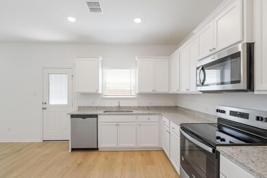 313 Carmel Canyon Trail, Jarrell, TX 76537 - photo 4