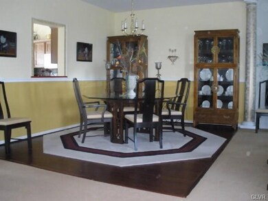 2099 Huntington Ln, Easton, PA 18040 - photo 6