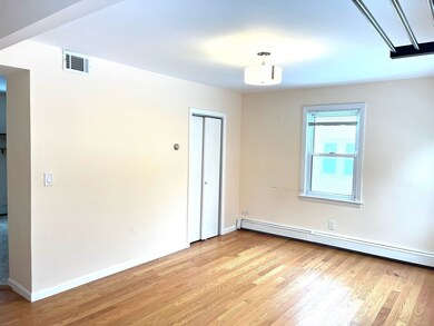 24 Mechanic St unit 2, Newton, MA 02464 - photo 3