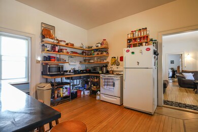 24 Saunders St Portland - 5