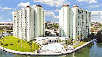 Three Palms Pointe unit 908, Saint Pete Beach, FL 33706 - photo 2