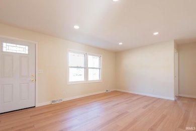 4611 W Middle Ct, Bloomington, IN 47403 - photo 3