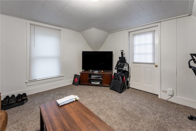 708 Jones St unit 1 & 1/2, Eau Claire, WI 54701 - photo 7