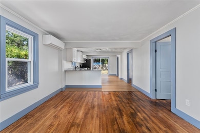 209 Wood St, Warwick, RI 02889 - photo 5