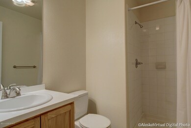 7_spare bath