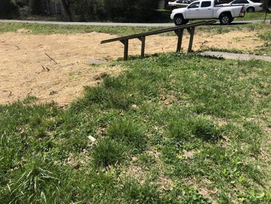 1000 E Market St, Johnson City, TN 37601 - photo 4