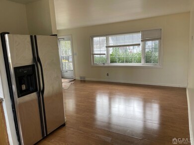45 Reynolds St, Iselin, NJ 08830 - photo 3