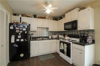 Eat-in kitchen with tons of cabinet and counter space  1100 W. Main Street Apt. E3  Franklin, TN 37064