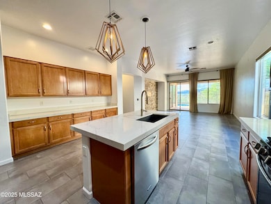 13743 N High Mountain View Place, Tucson, AZ 85739 - photo 4