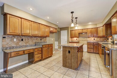 4142 Daylily Dr, Owings Mills, MD 21117 - photo 6